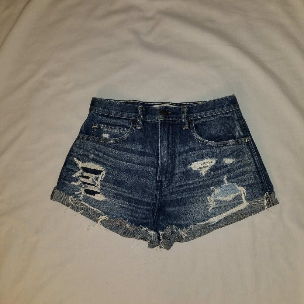 High waisted Abercrombie & Fitch shorts